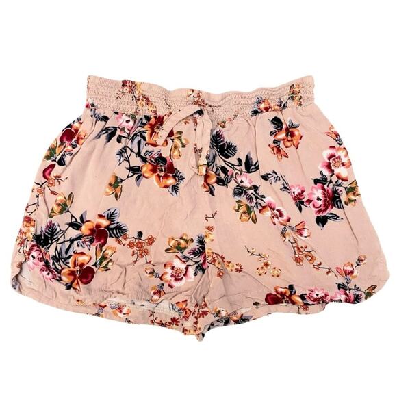 Mauve Pink Floral Shorts - Picture 1 of 5